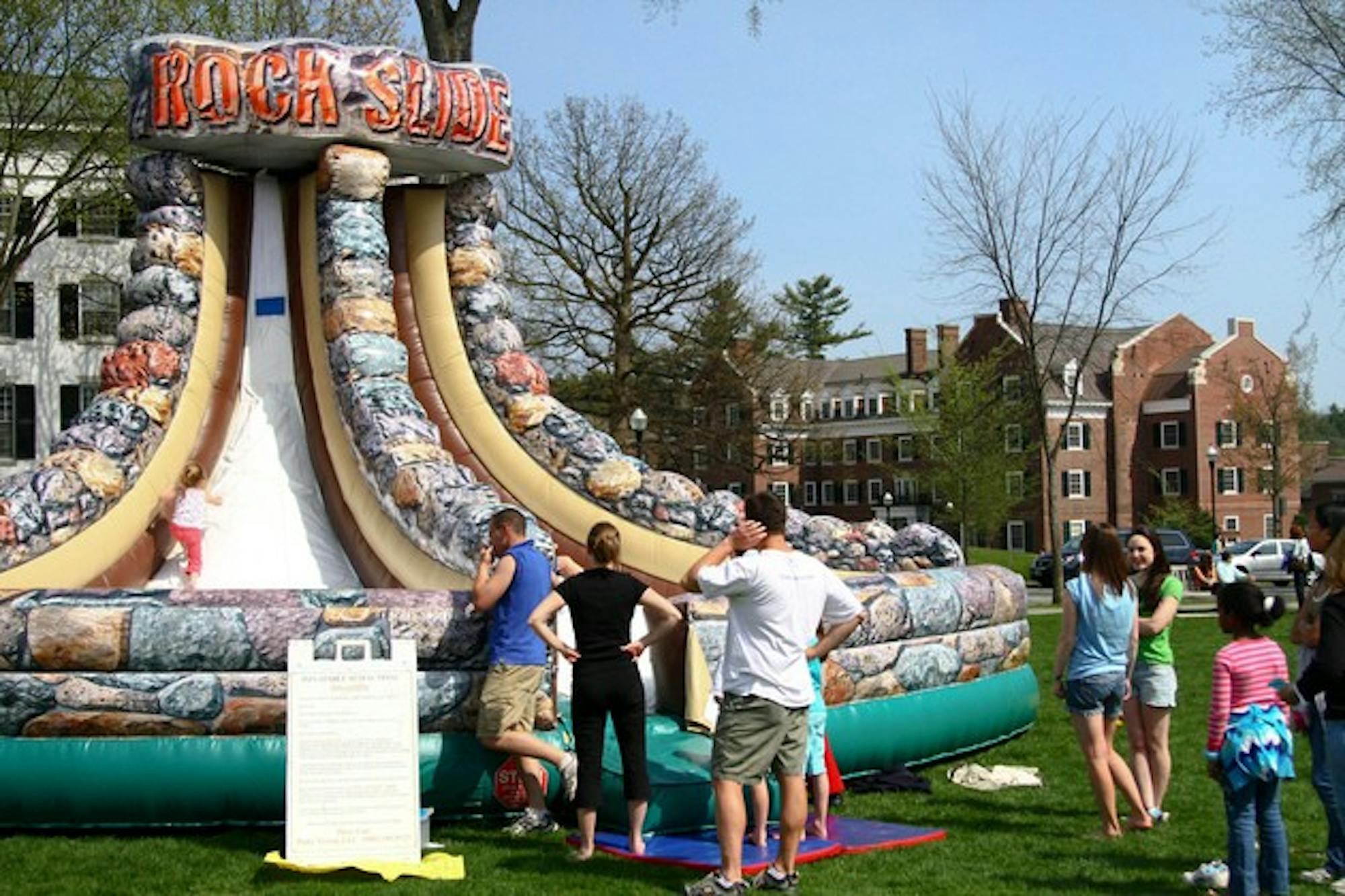 05.03.10.news.carnival_sophie novack2