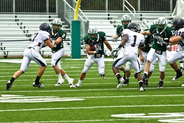 10.09.09.sports.football