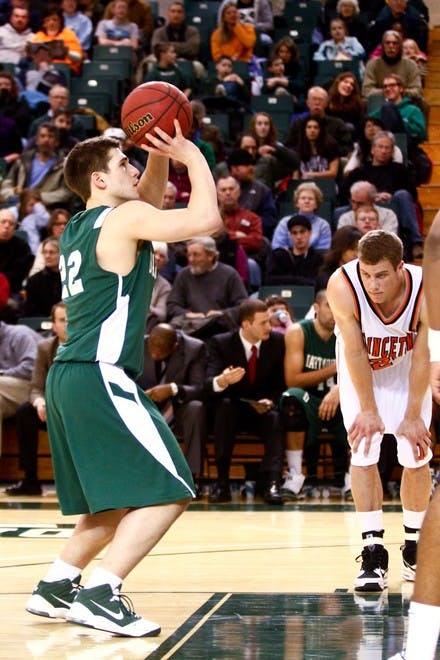 02.15.10.sports.mbball