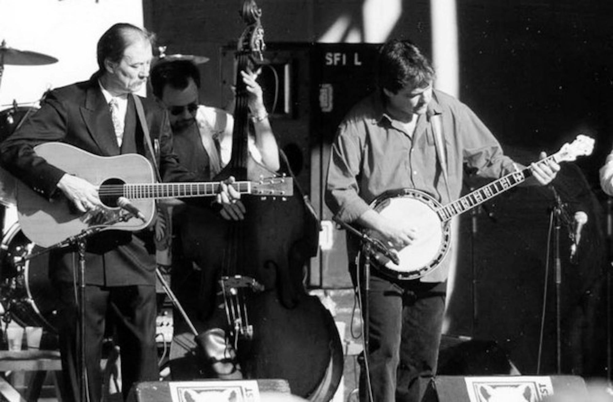 Bela Fleck and the Flecktones cross bluegrass and jazz for a unique sound.