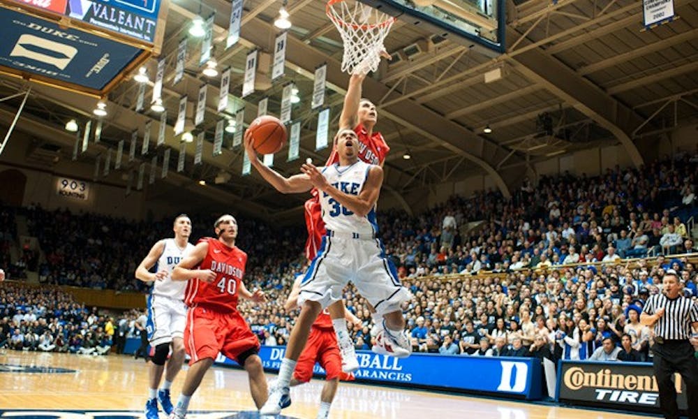Seth Curry had nine of his 17 points in the first half, in which the Blue Devils shot 56.5 percent from the floor.