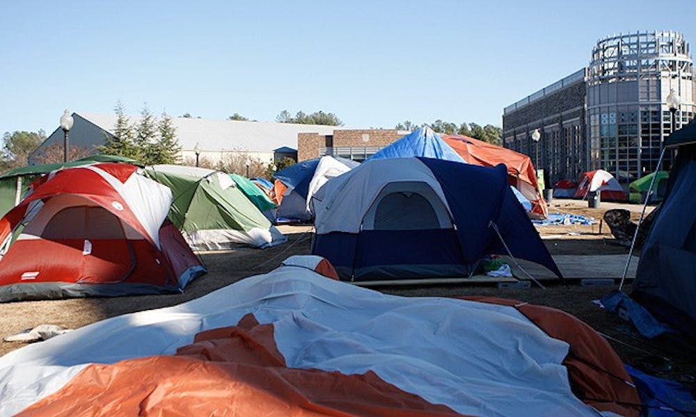 After some students complained that last year’s tenting season had too much grace, line monitors this year are looking to revive K-ville’s social atmosphere.