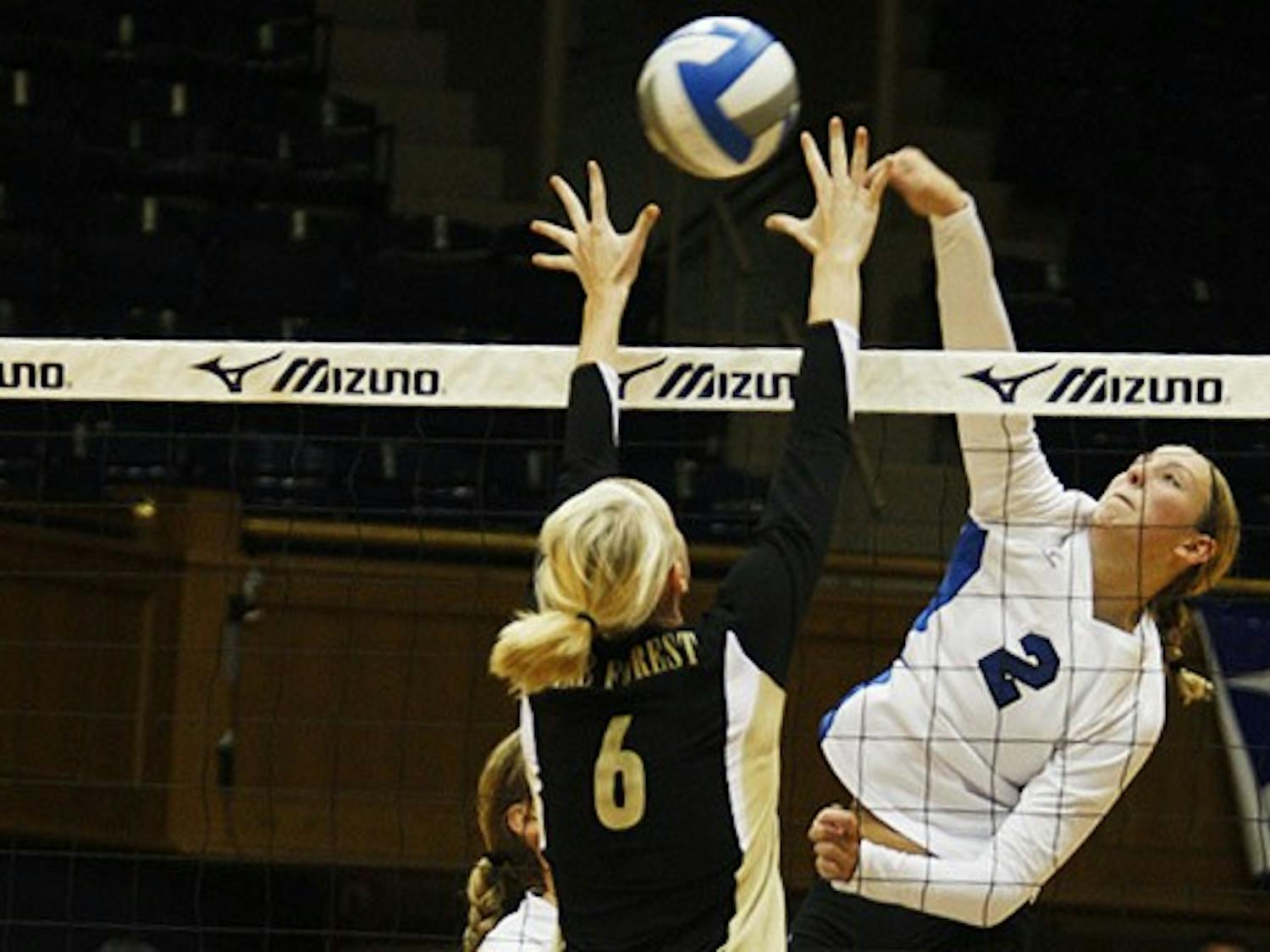 Junior Becci Burling had 12 kills against Tennessee and finished the season as the Blue Devils’ second-leading attacker with 340 kills.