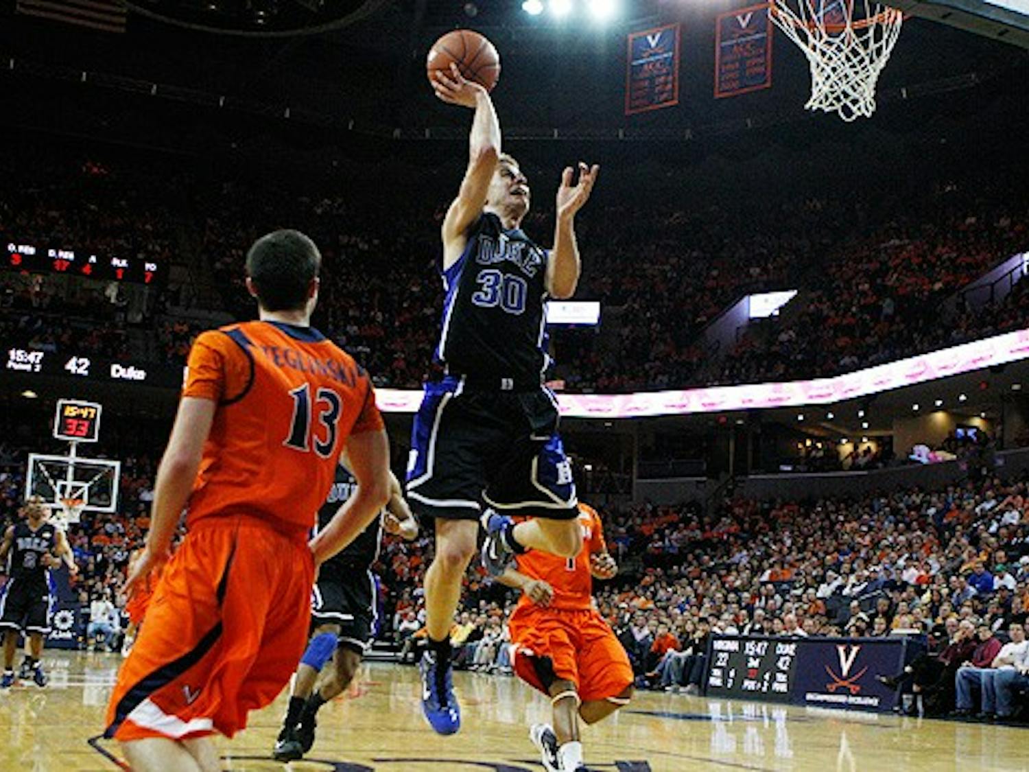Jon Scheyer erupted for 13 of his 20 total points in the second half against the Cavaliers.