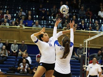 Sophomore Jordan Tucker led the No. 25 Blue Devils Sunday on the road at Syracuse, as she tallied 12 kills and five blocks throughout Duke’s 3-0 sweep of the Orange.