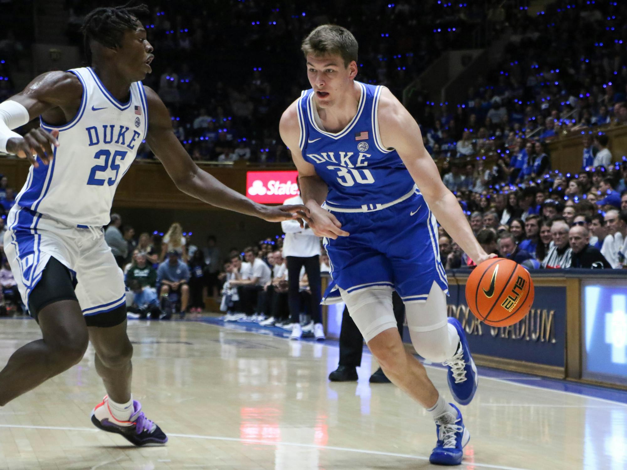 Duke basketball hot sale shoes 2019