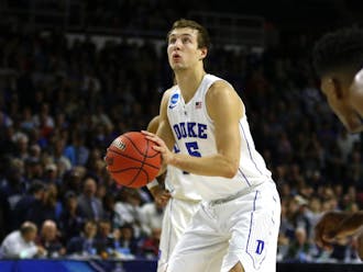 Luke Kennard and the Blue Devils closed out the win from the free-throw line.