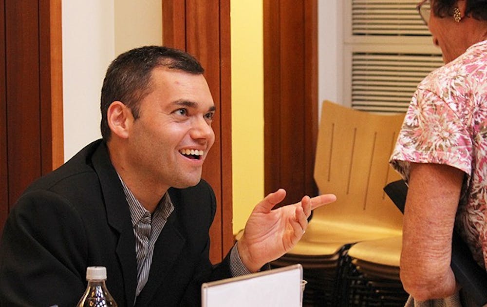 Journalist Peter Beinart spoke to students and members of the community Thursday about his newest book “The Crisis of Zionism.”