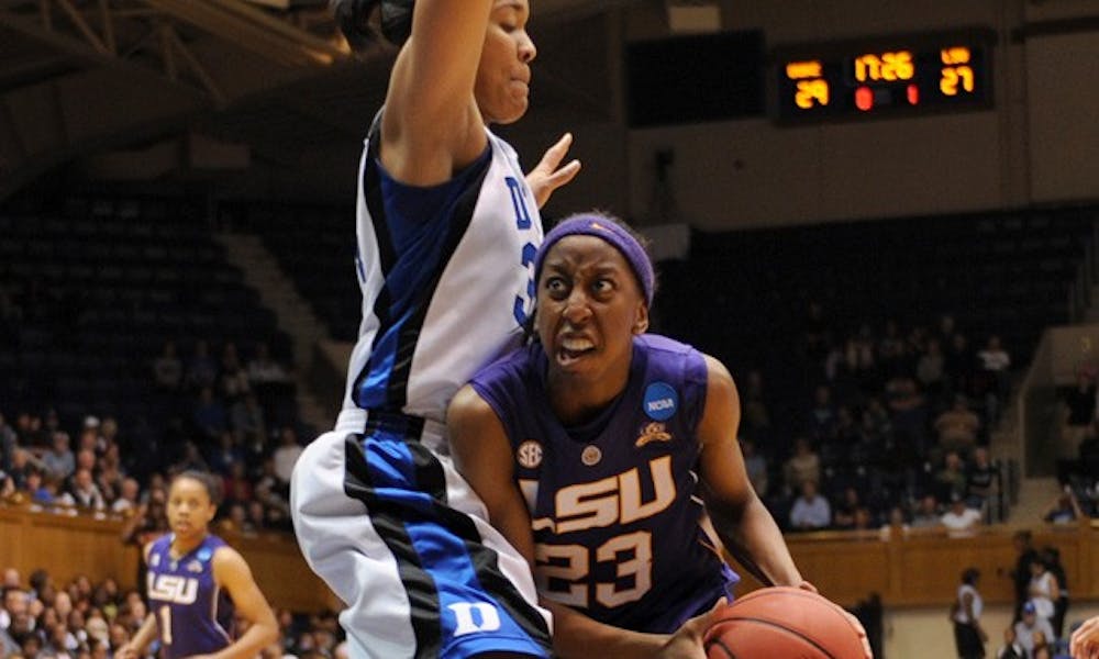 LSU guard Allison Hightower scored 11 quick points before a Duke defensive switch to a zone shut her down.
