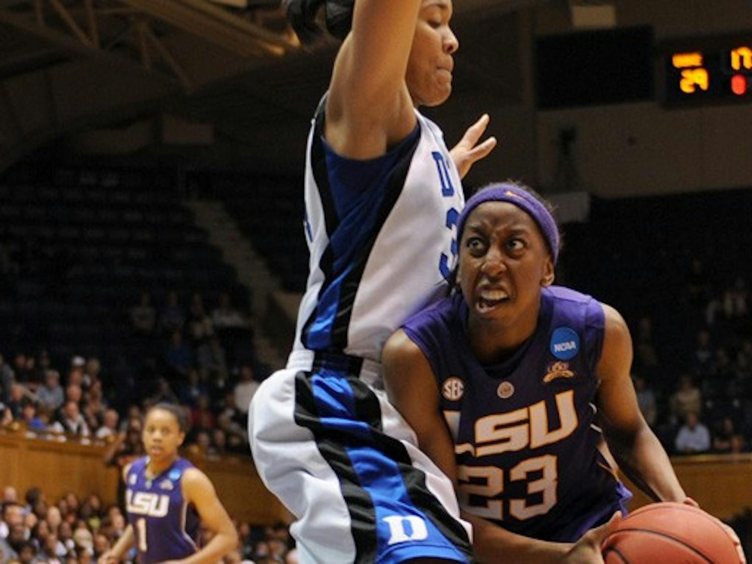 LSU guard Allison Hightower scored 11 quick points before a Duke defensive switch to a zone shut her down.
