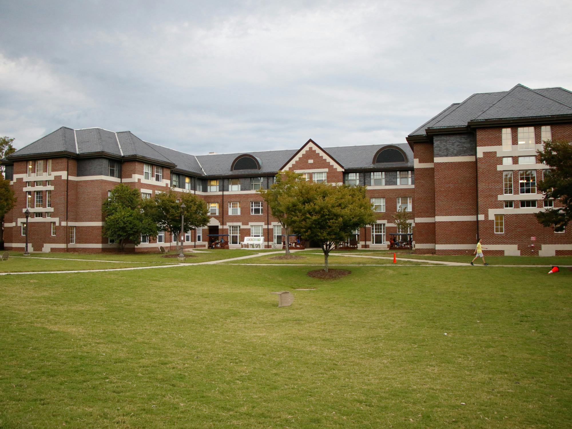 Faculty-in-residence Eric Disbro resigns after sexual misconduct ...