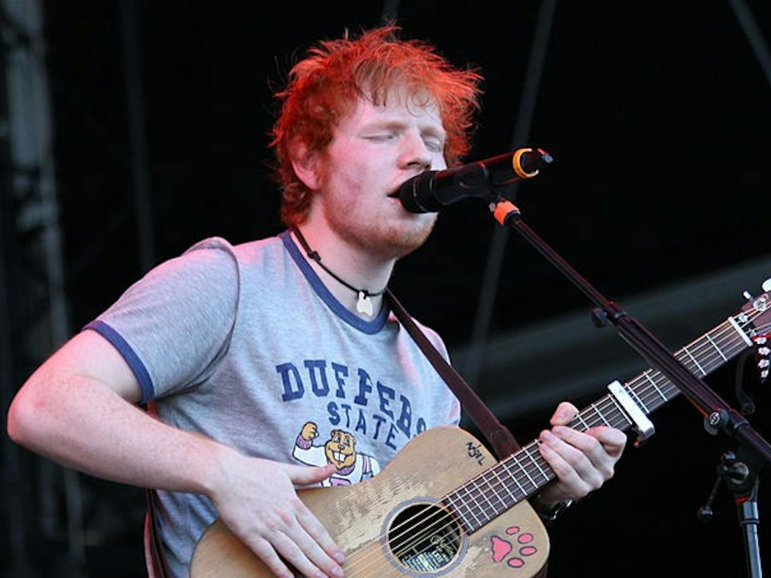 Ed Sheeran's "÷" is both boring and long, making a poor return to pop for the singer.&nbsp;
