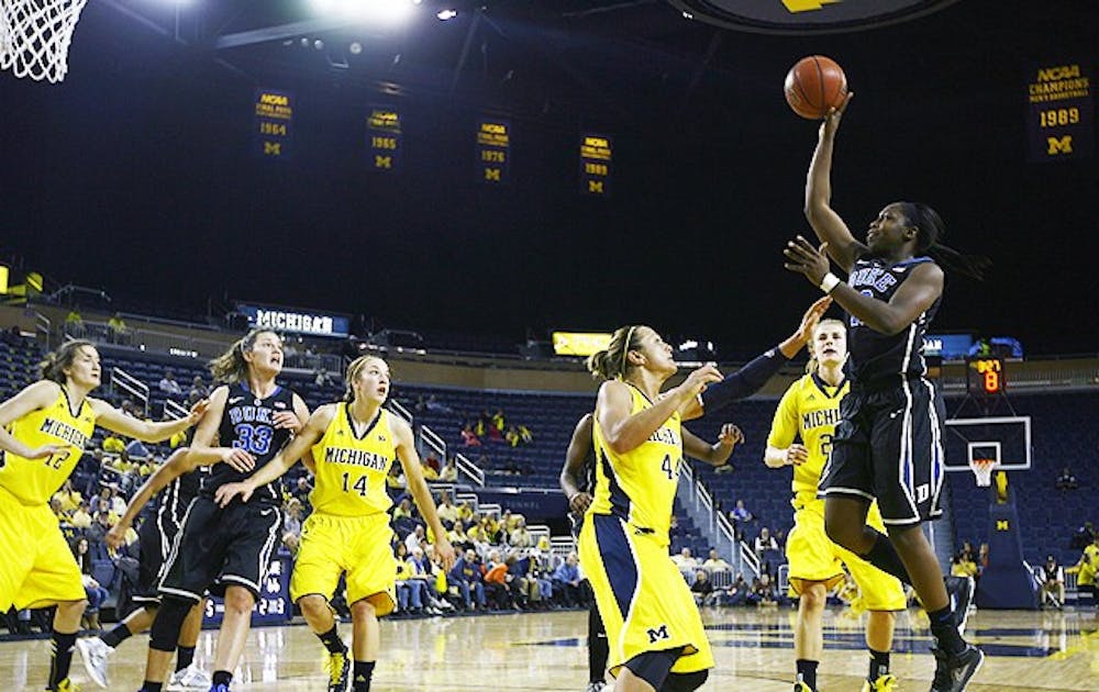 California is a familiar foe to Chelsea Gray, whose best friend plays for the Golden Bears.