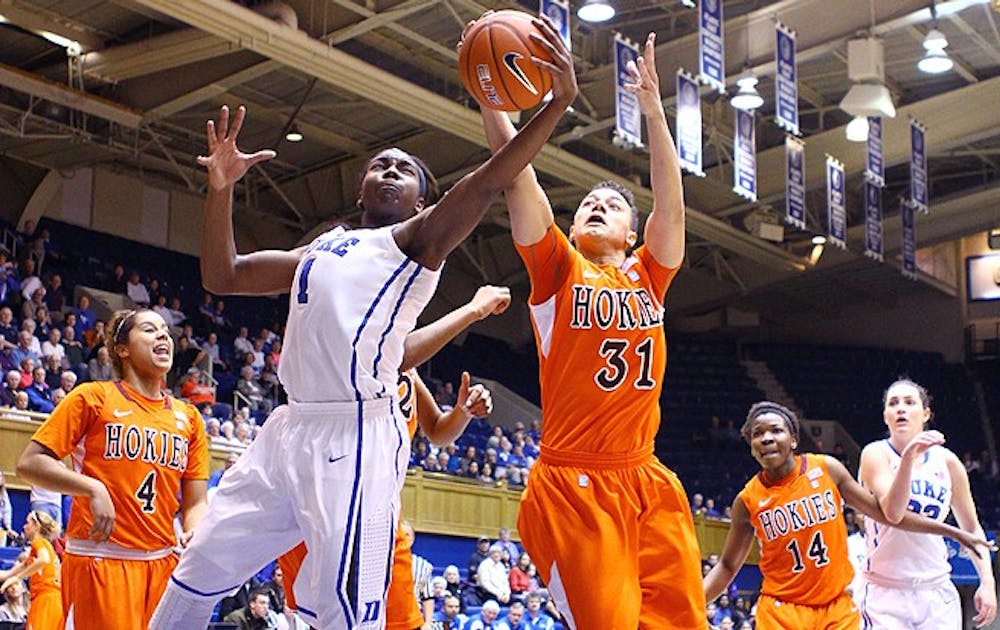 Sophomore Elizabeth Williams notched her fourth 20-point game of the season, keeping Duke undefeated.