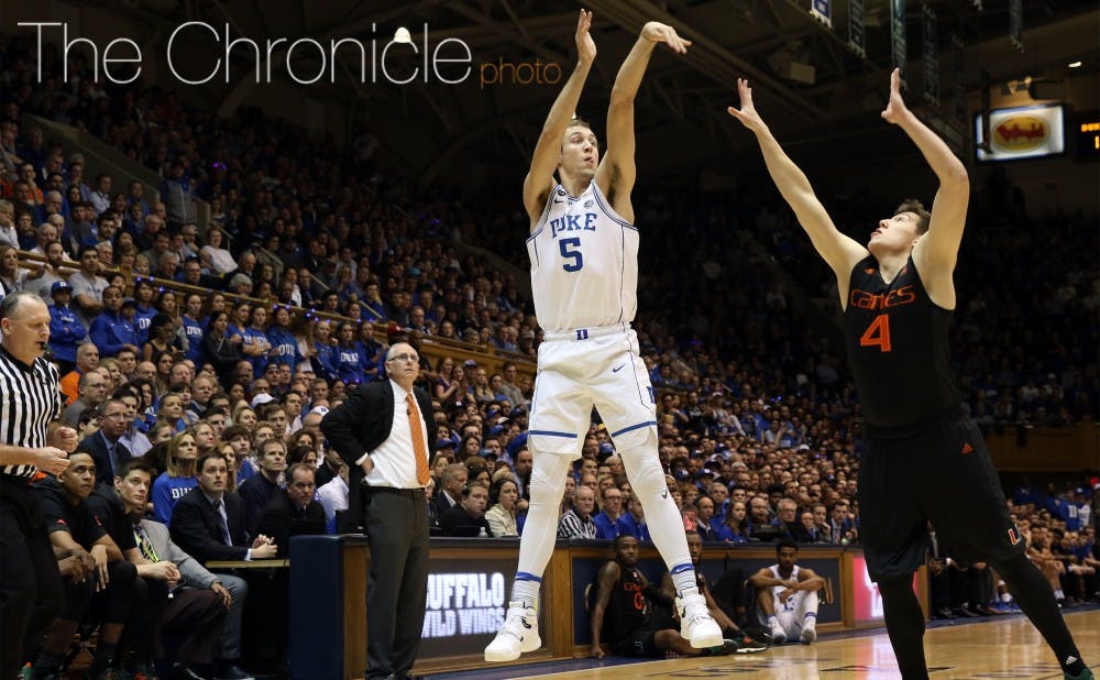 <p>Luke Kennard has cooled off lately from beyond the arc, shooting just 4-of-12 in his last three games.</p>