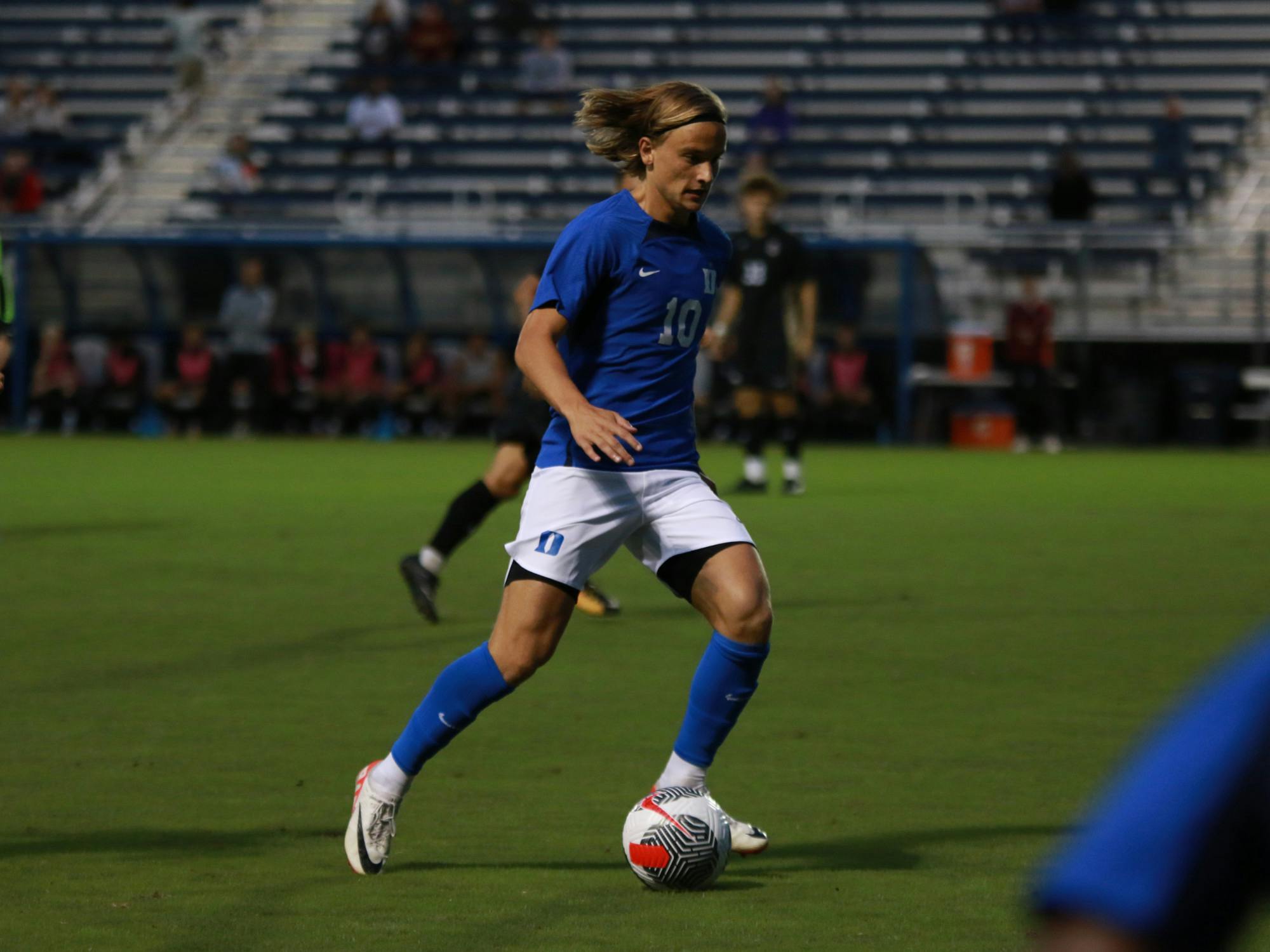 No. 21 Duke men s soccer leaves it late against College of