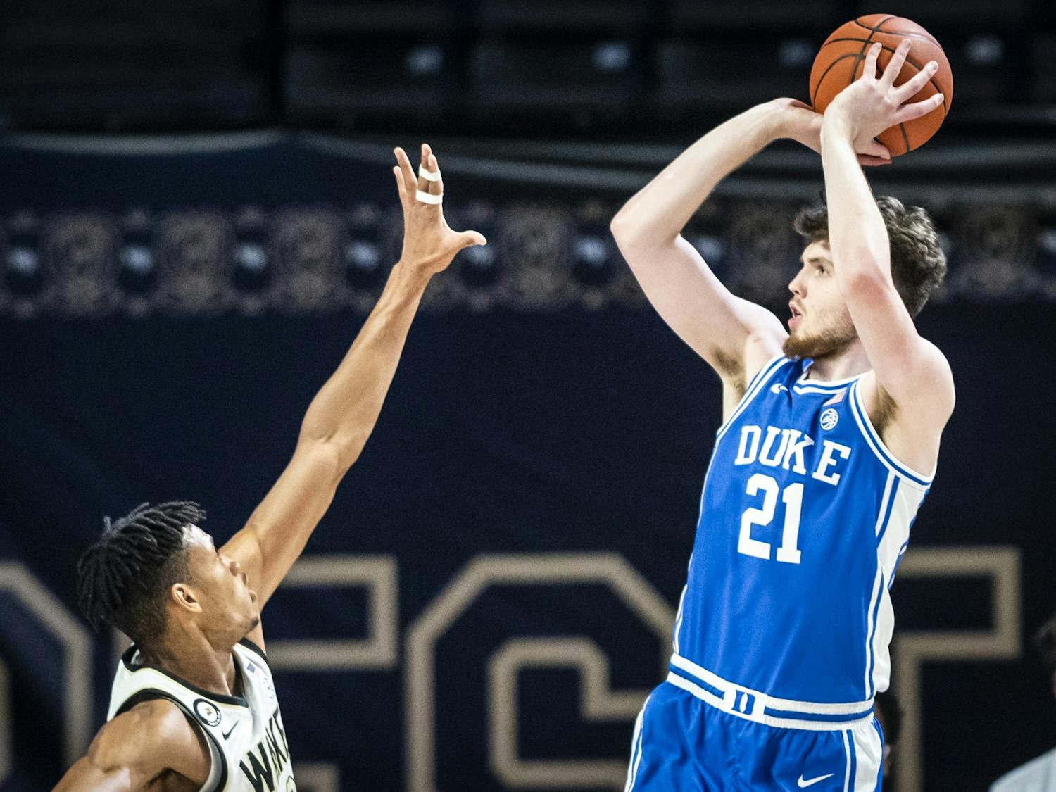 Matthew Hurt impressed yet again for the Blue Devils, finishing with 22 points on 8-of-9 shooting from the floor.