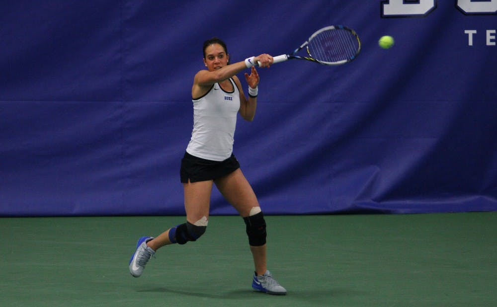 Junior Beatrice Capra finished off a strong weekend with a 6-1, 6-0 win against Louisville's Jessie Lynn Paul.