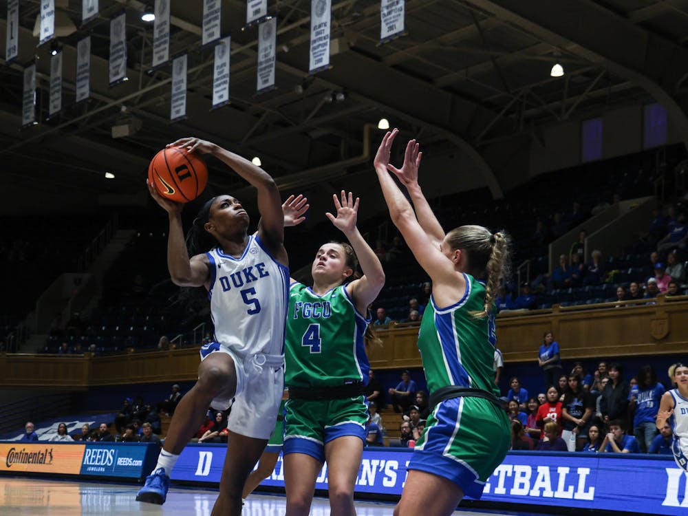 Duke women's basketball overcomes slow start, roars to life in second ...
