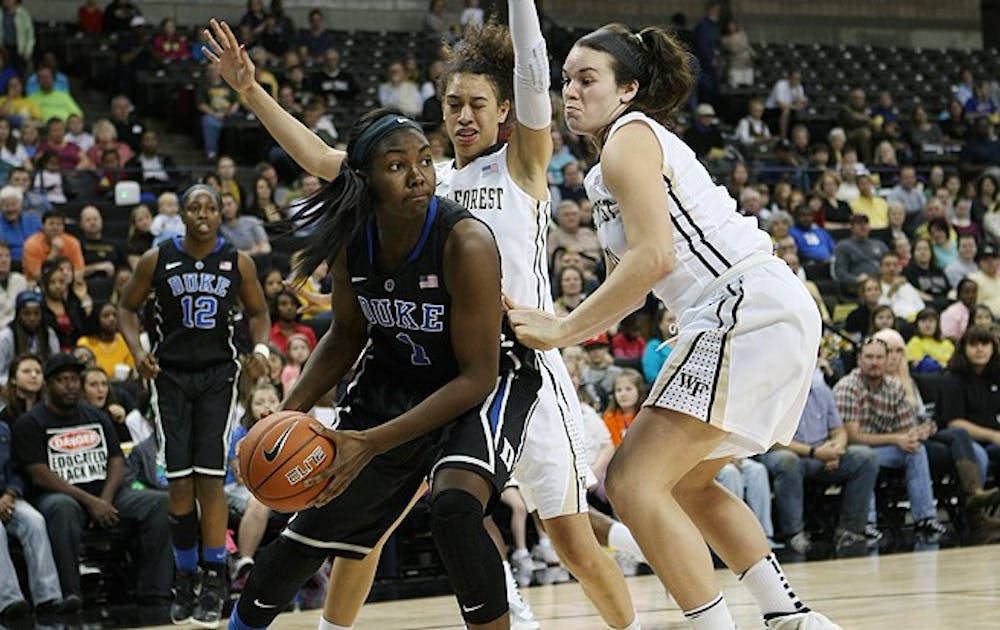 Sophomore center Elizabeth Williams led Duke with 18 points, also grabbing seven rebounds as the Blue Devils remained undefeated.