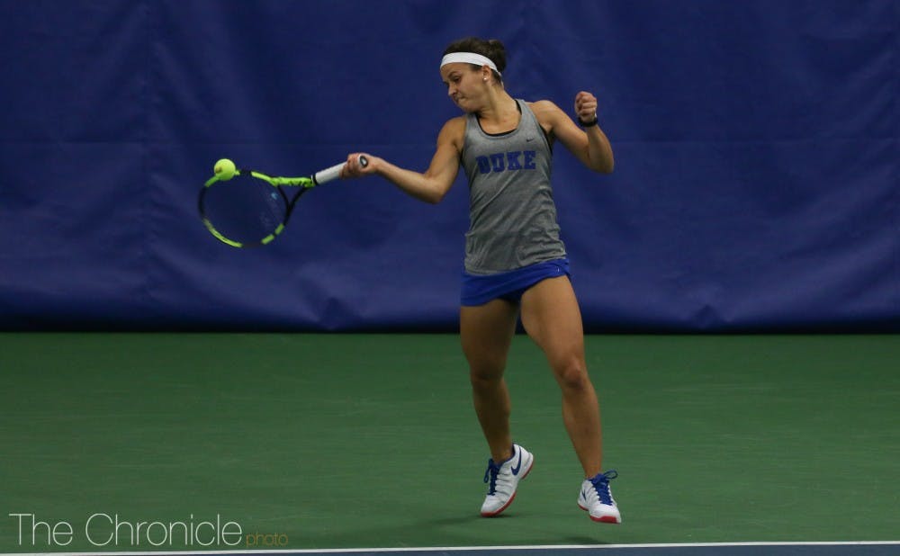 Samantha Harris beat two ranked opponents to lead a dominant weekend for the Blue Devils.