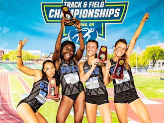 Elena Brown-Soler, Iman Sule, Lauren Hoffman and Brittany Aveni broke the school record and finished seventh in the 4x400m relay at the NCAA Outdoor Championships.