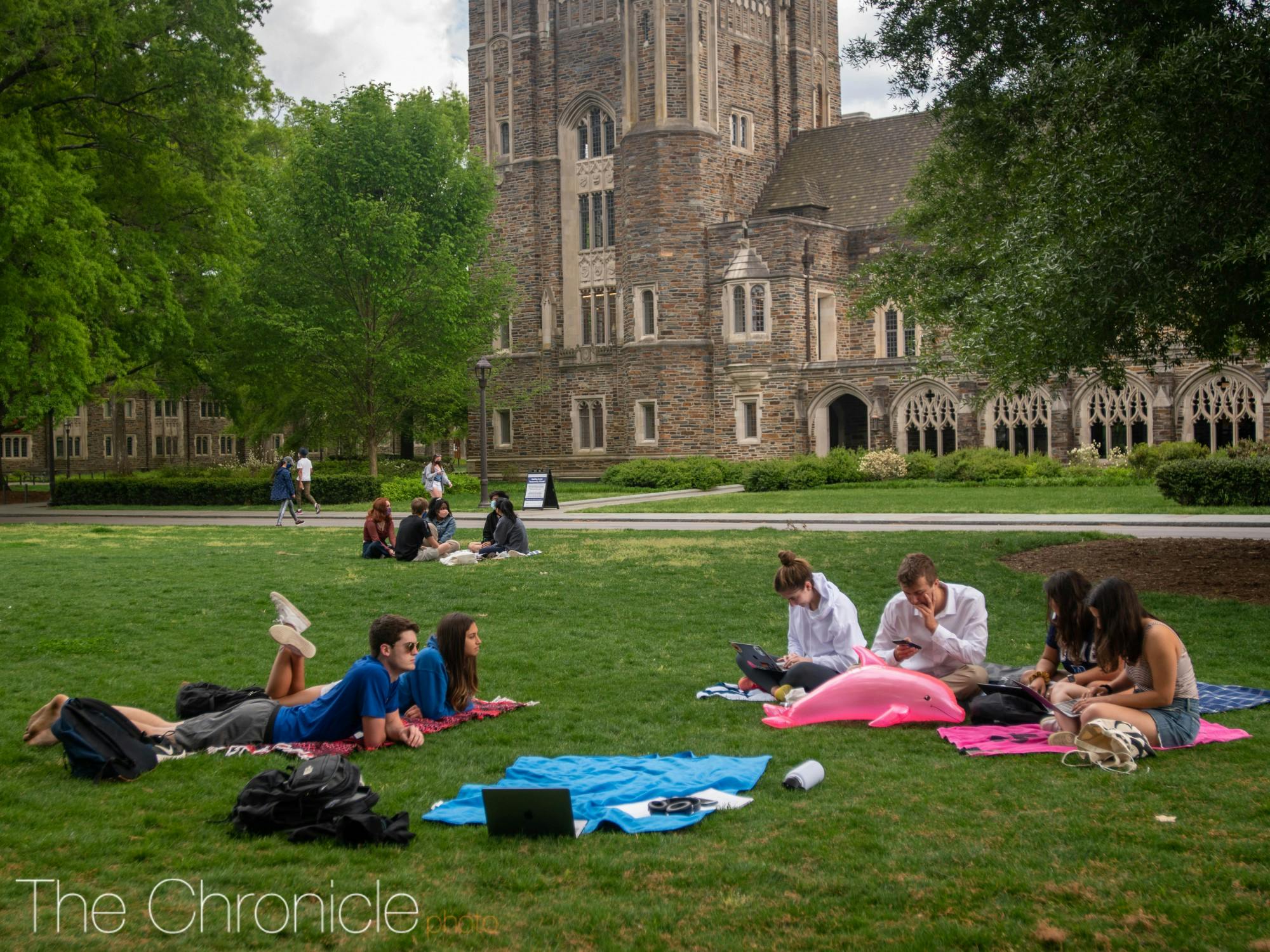 'That experience alone is priceless': Seniors reflect on Duke community, personal growth before graduation - Vimarsana News