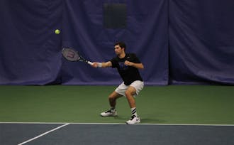 Freshman Catalin Mateas picked up another singles win Sunday against Kentucky, but it wasn't enough to prevent the Wildcats from claiming the 4-3 victory.