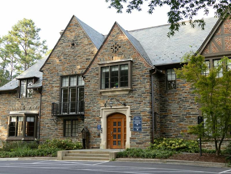 Duke enrolls record transfer class with 6% acceptance rate, targets ...