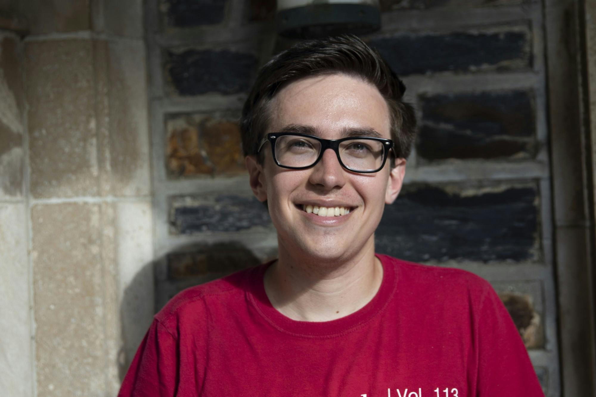 Nathan Luzum profile }}