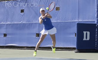 Ellyse Hamlin dominated on Court 6 in her two weekend matches to help the Blue Devils rout two more ACC opponents.