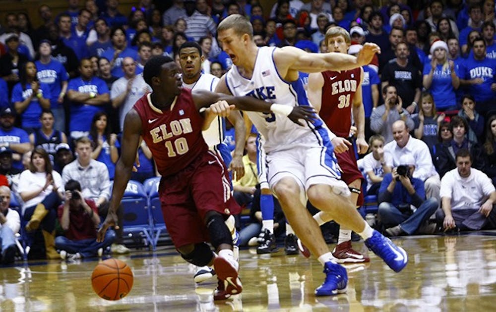 Mason Plumlee had his seventh double-double of the season against Elon, scoring 21 points and pulling down 15 rebounds.