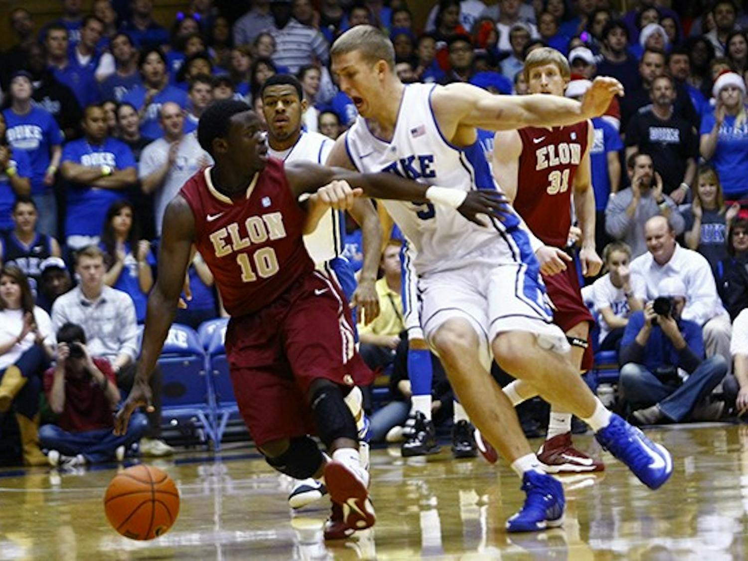Mason Plumlee had his seventh double-double of the season against Elon, scoring 21 points and pulling down 15 rebounds.