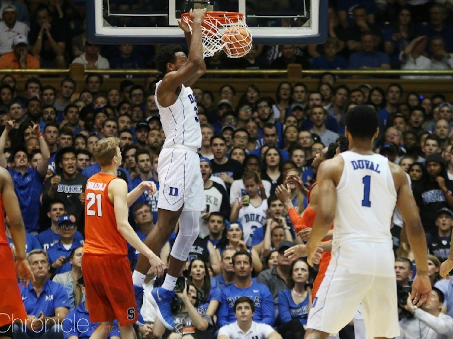 HIgh-low action between Marvin Bagley III and Wendell Carter Jr. helped Duke have some success against Syracuse's zone in the regular season.