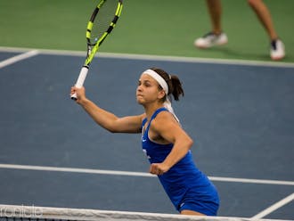 Samantha Harris cruised in singles for her 10th win against a ranked opponent of the season.