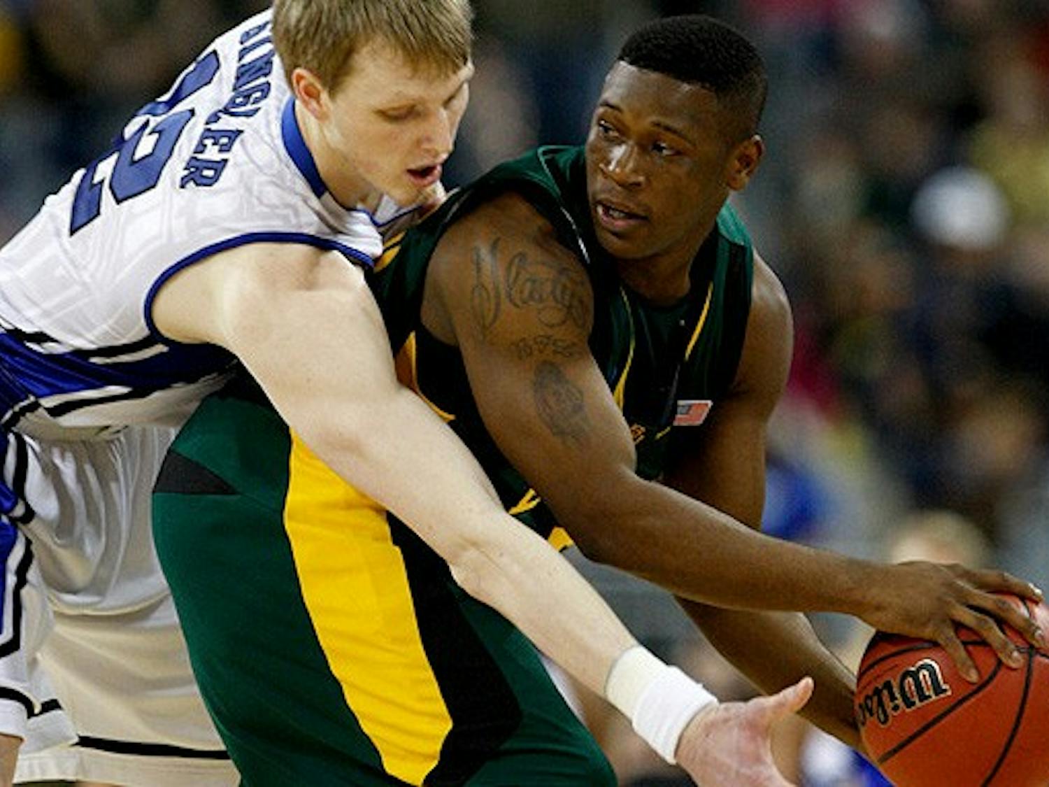 Kyle Singler was assigned to cover quick guards like LaceDarius Dunn and Tweety Carter against Baylor.