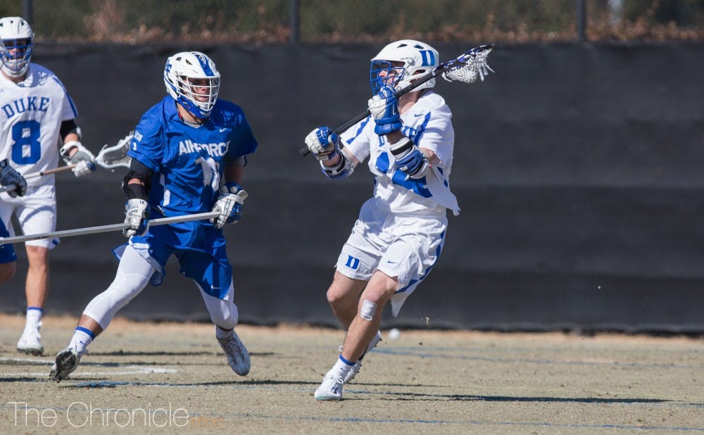 <p>Justin Guterding started off his senior season with a 10-point showing.</p>