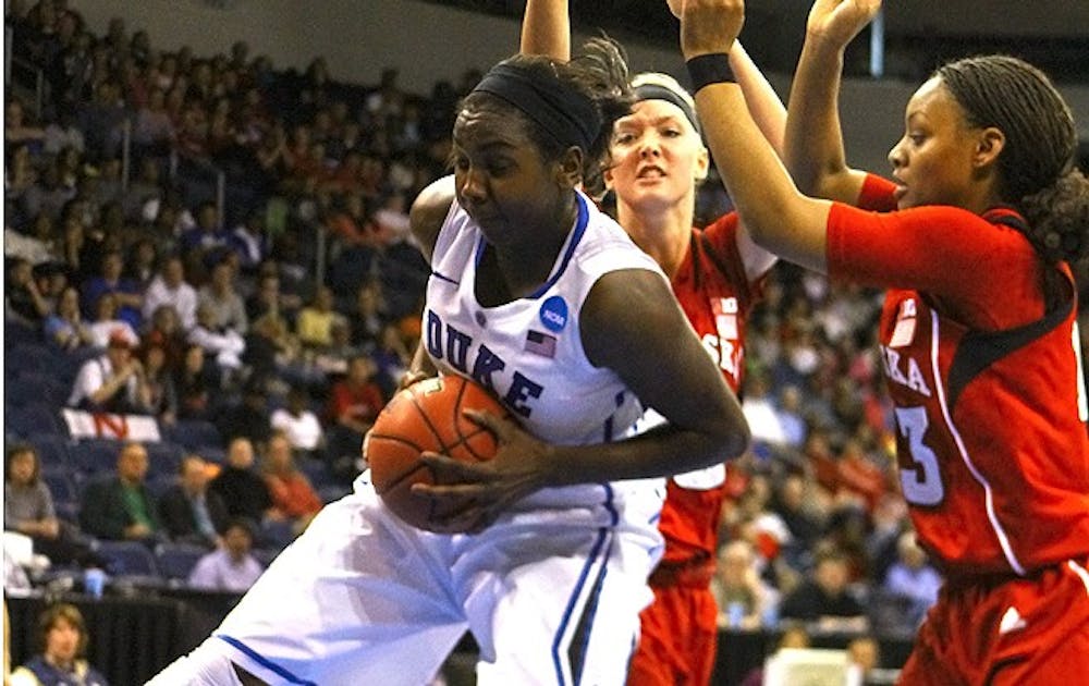 Elizabeth Williams scored 10 points, grabbed nine rebounds and swatted seven shots in Duke’s victory against Nebraska.