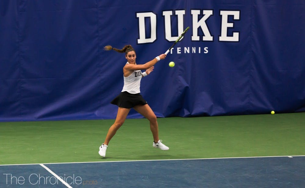 Maria Mateas could not pull out the victory against the second-ranked player in the nation.