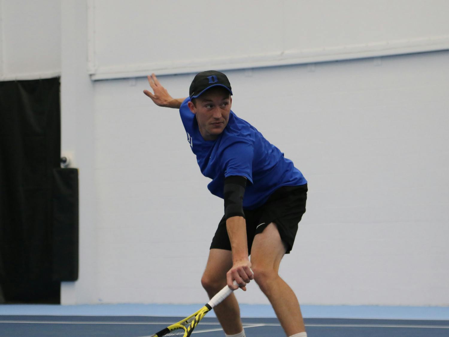 Andrew Dale prevailed 6-4, 4-6, 6-4 for Duke in the decisive singles match on court five Saturday.