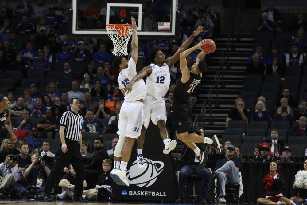 Justise Winslow had three emphatic blocks in the Blue Devils' win Sunday.