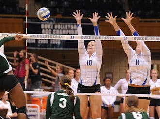 Junior setter Kellie Catanach (center), who leads the ACC in assists per set, will look to continue her strong performance during Duke’s away matches.