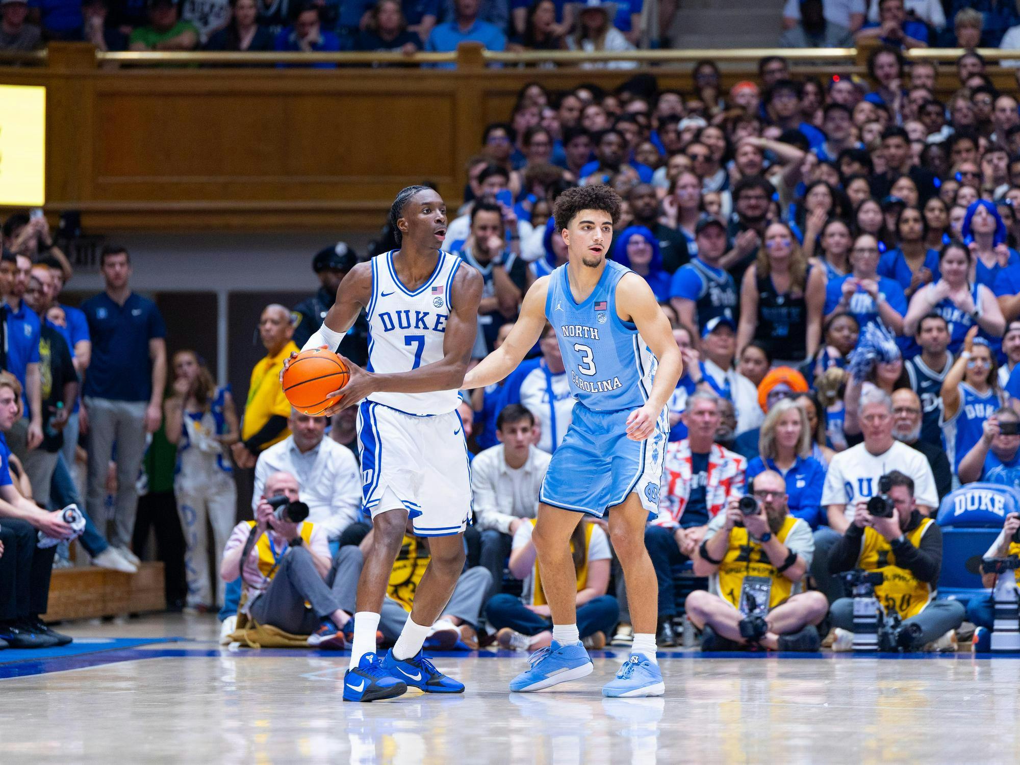 'The best defenders': Brown, Sarr power Duke men's basketball to ...