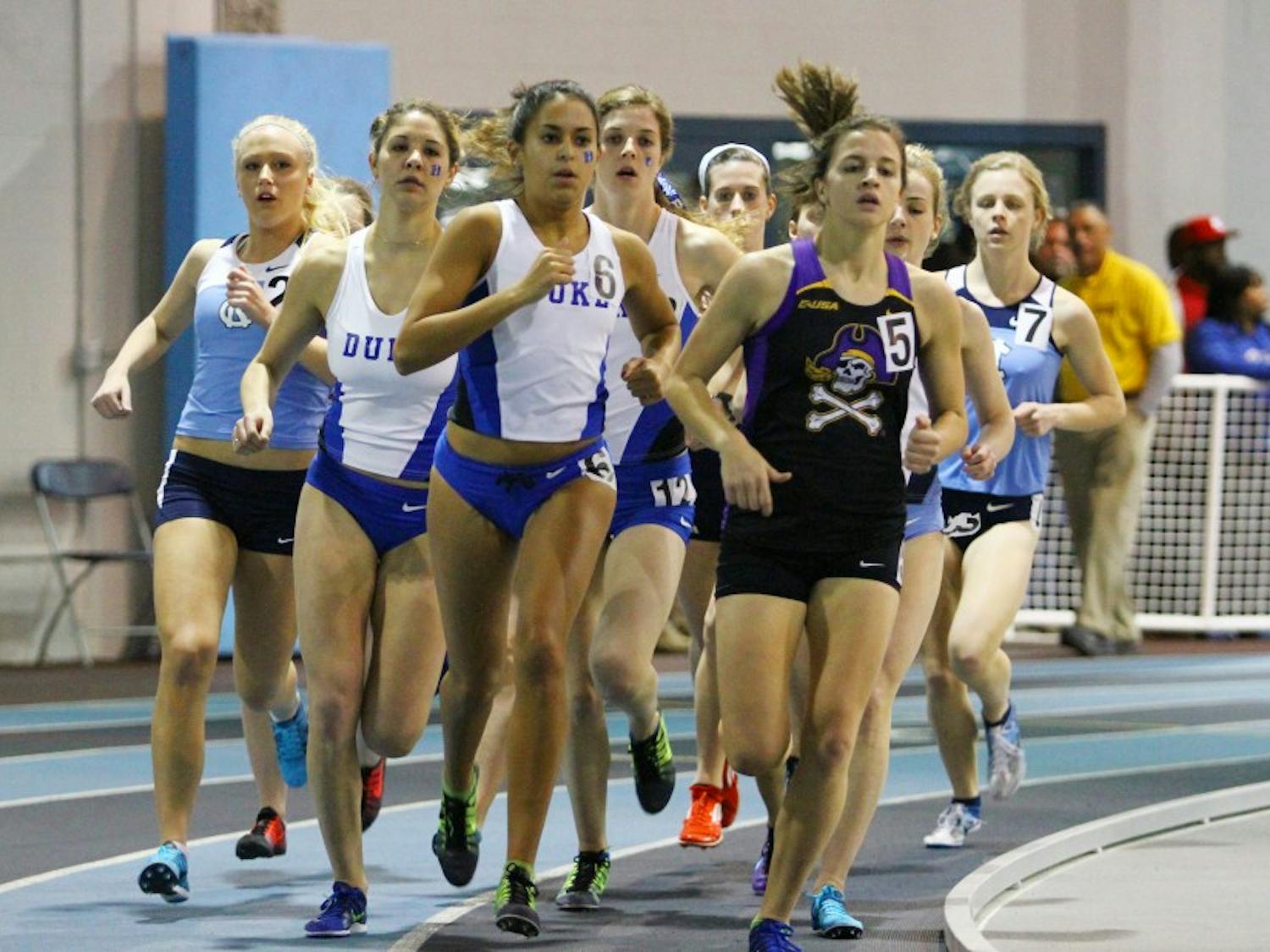 The Blue Devil women started their season strong at the Battle in Beantown, as they placed in the top 10 for the second-straight meet.