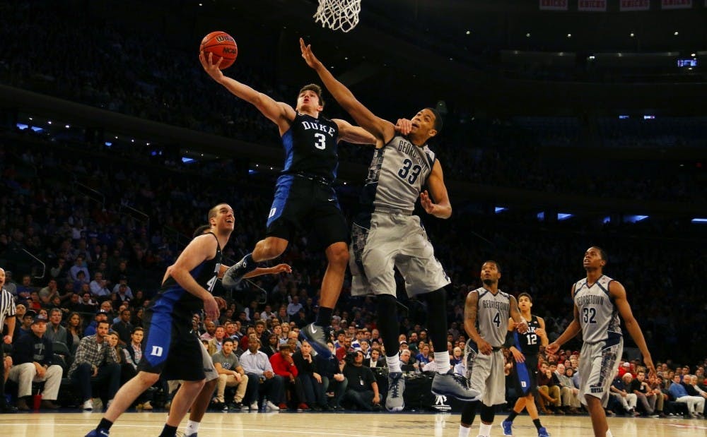 <p>Grayson Allen considered the NBA, but decided to stay at Duke for his junior season, the Blue Devils announced Wednesday.</p>