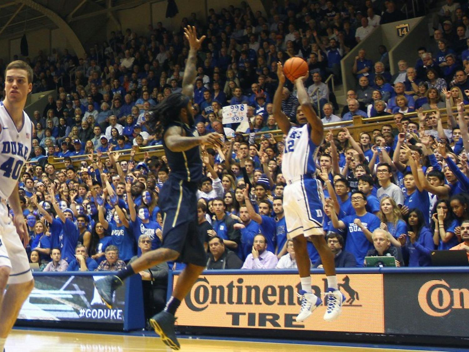 Justise Winslow will look to help Duke overcome the loss of Rasheed Sulaimon Saturday at No. 2 Virginia.
