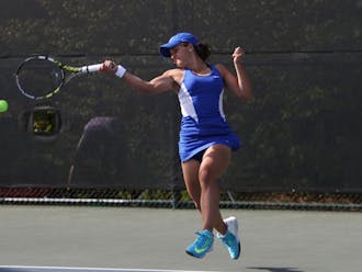 Freshman Samantha Harris outlasted her Georgia Tech opponent for a three-set singles win, but the Blue Devils fell to the Yellow Jackets 4-3.