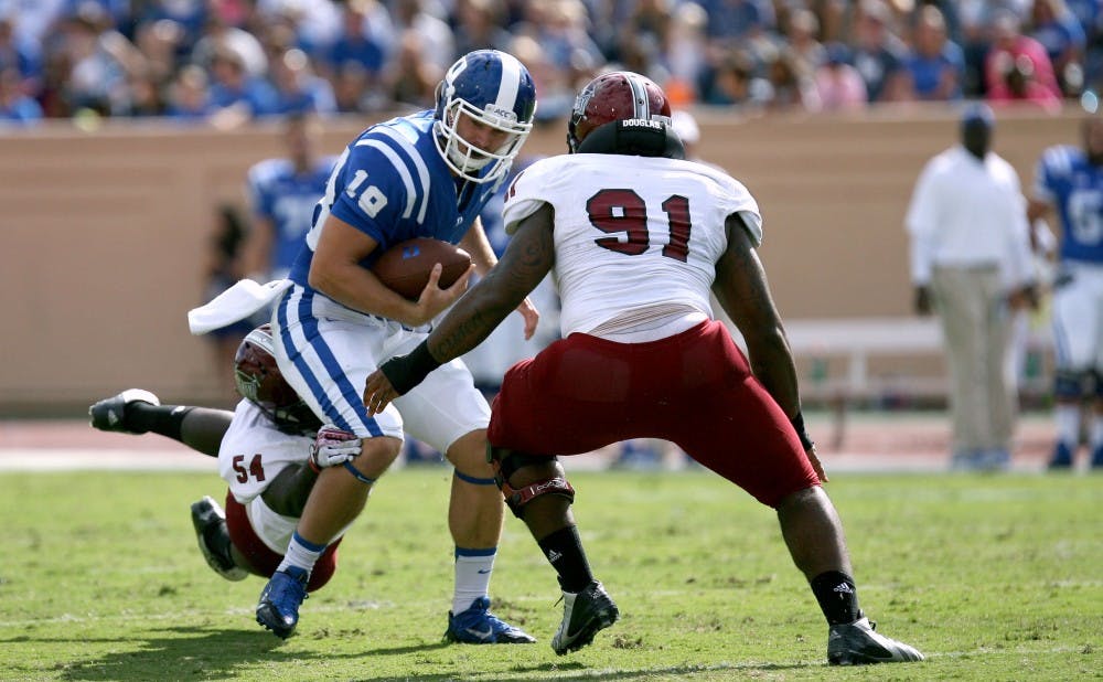 A five-touchdown effort by quarterback Brandon Connette led Duke to a victory and pushed the Blue Devils back over .500.