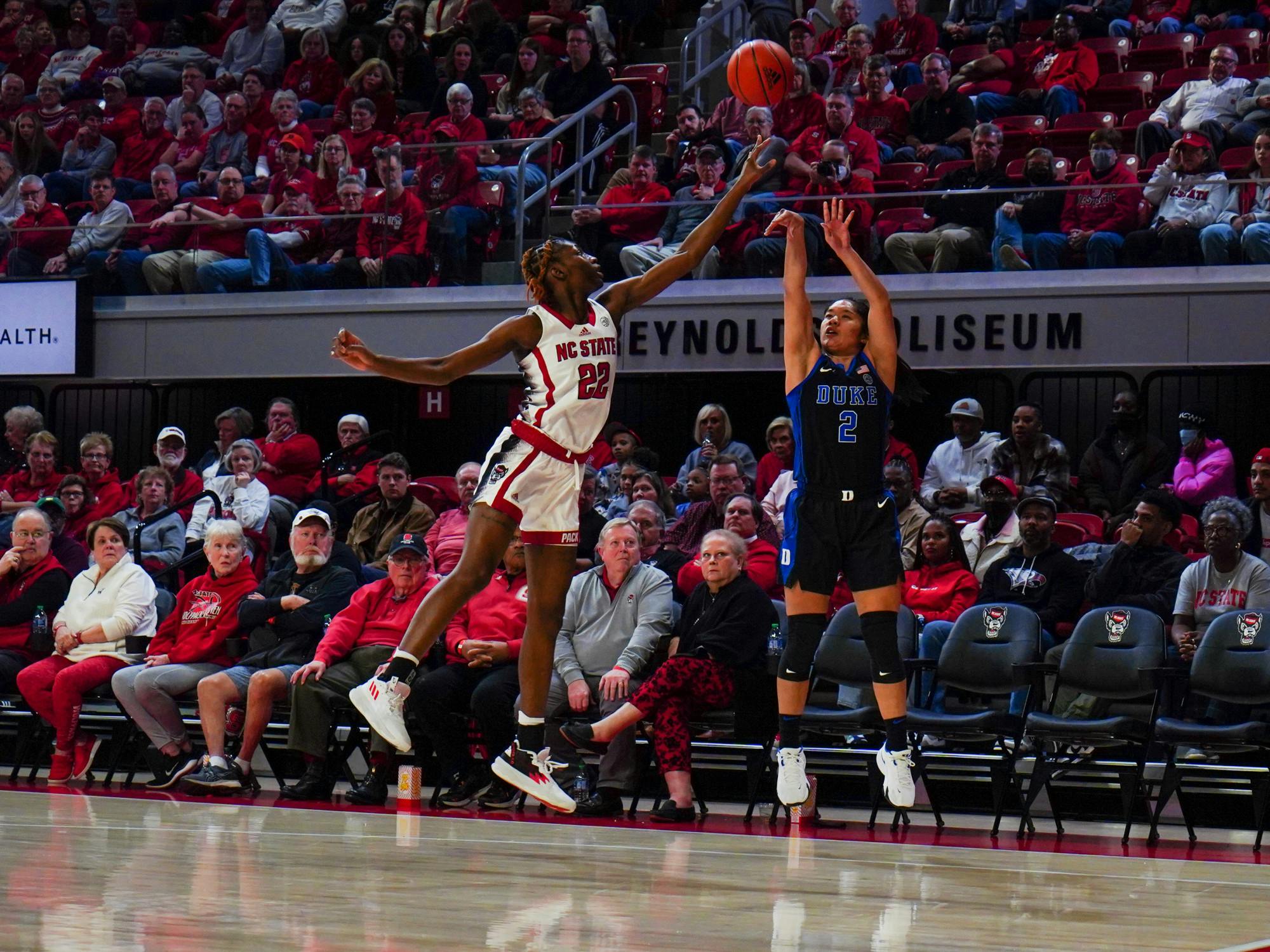 Duke women's basketball makes season debut in AP Poll at No. 19 The