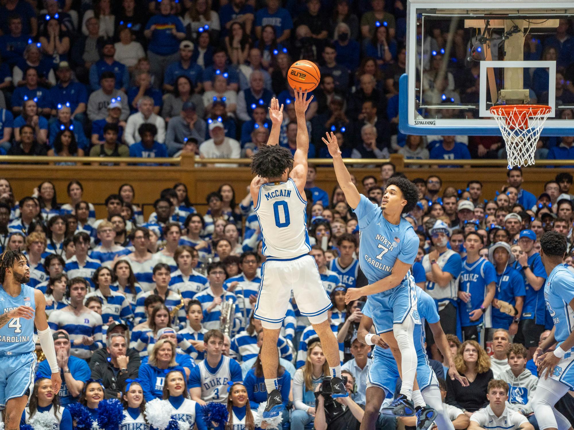 UNC and Kansas advance to NCAA men's basketball championship as Duke coach  Mike Krzyzewski's legendary career comes to an end | College Sports |  wfft.com